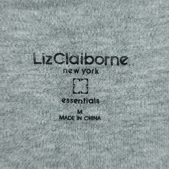 Liz Claiborne long sleeve tee - Picture 2 of 6